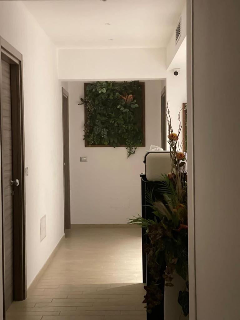 Hotel Piazza Dante Taranto Exterior foto